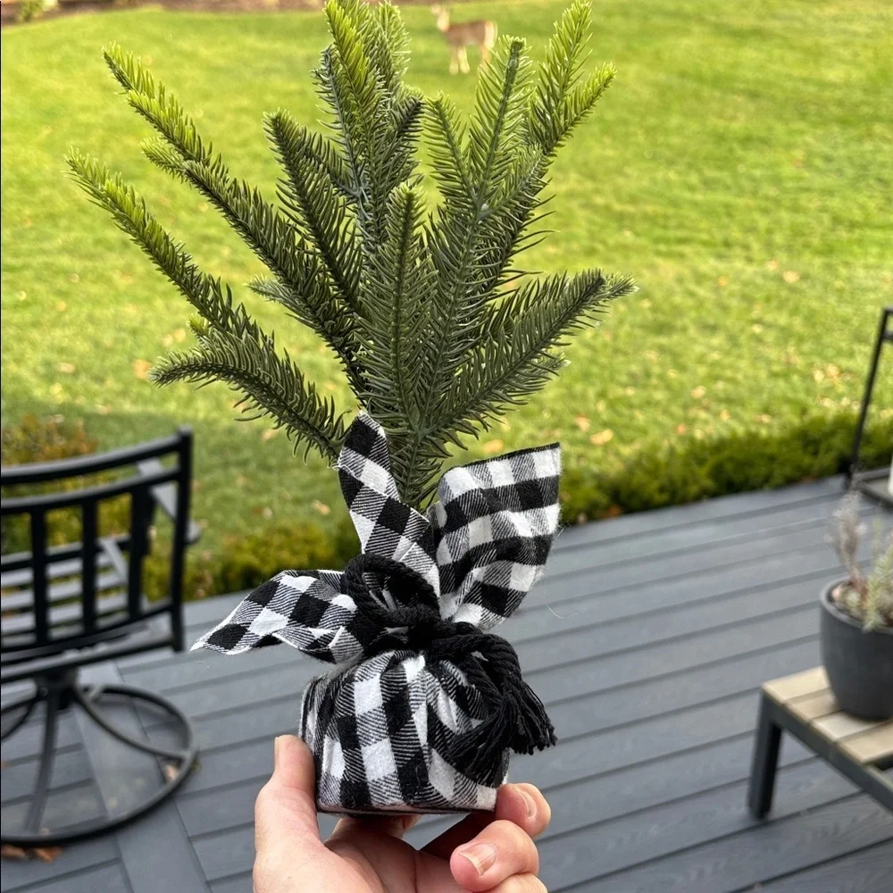 Target Farmhouse Buffalo Check Mini Tree - Set of 2